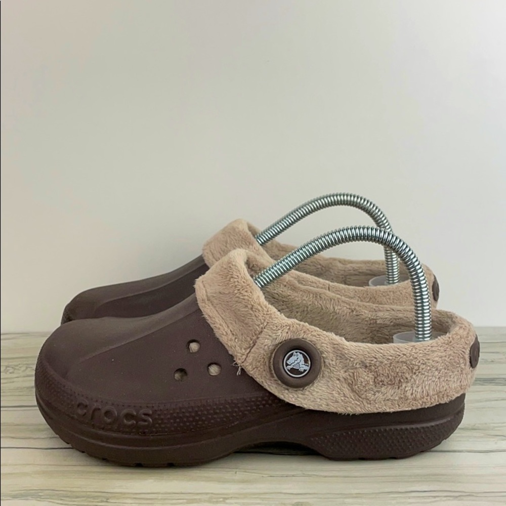 FLEECE LINED CROCS